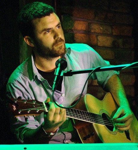 cute guy folk=? - someone in the crowd - 博客大巴