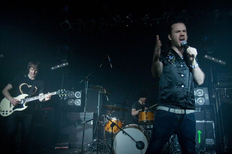 Ash – Tim takes a back seat as Mick gives it all