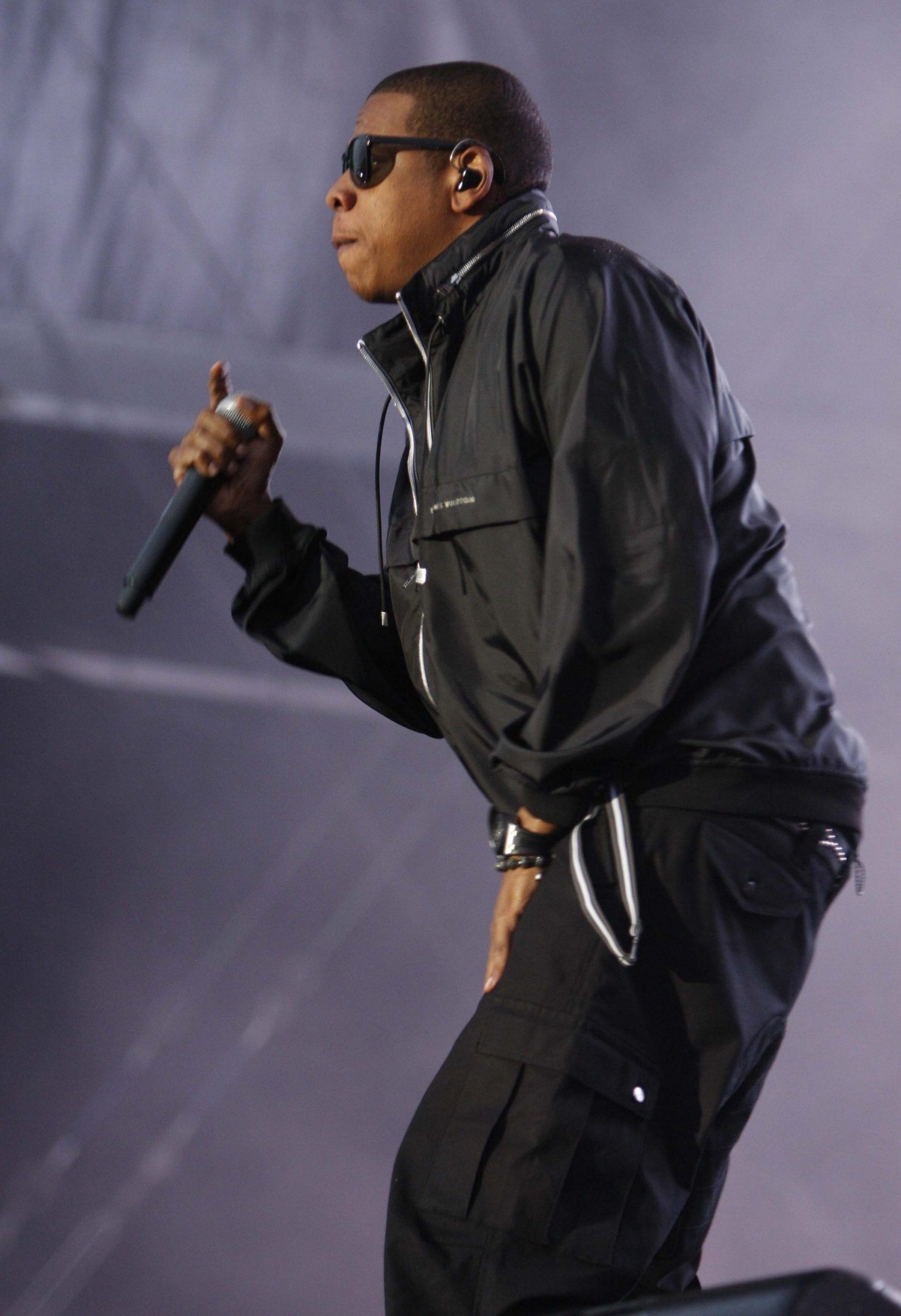 Jay -Z on stage at OXEGEN !0 in Punchestown …KOBPIX NO FEE