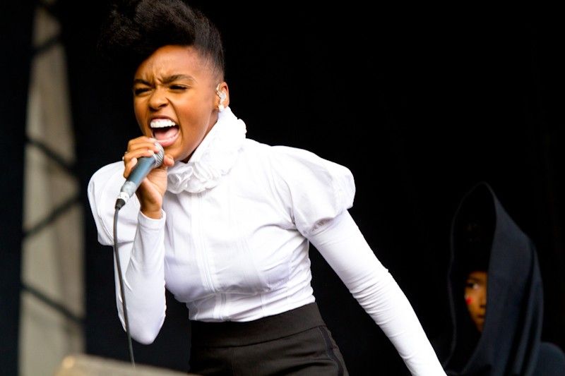 Janelle Monae at Electric Picnic 2010 (10)