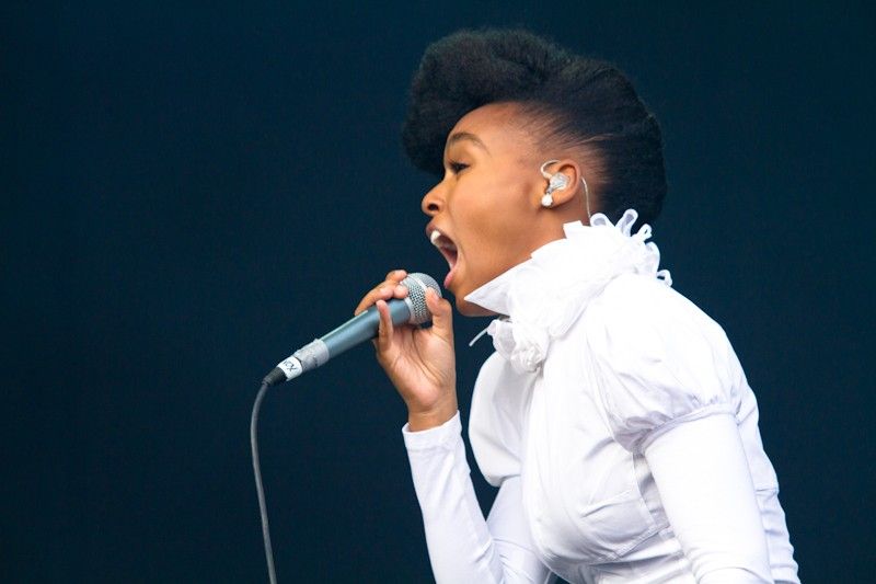 Janelle Monae at Electric Picnic 2010 (14)