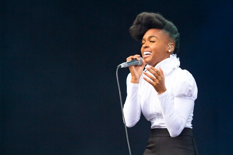 Janelle Monae at Electric Picnic 2010 (16)