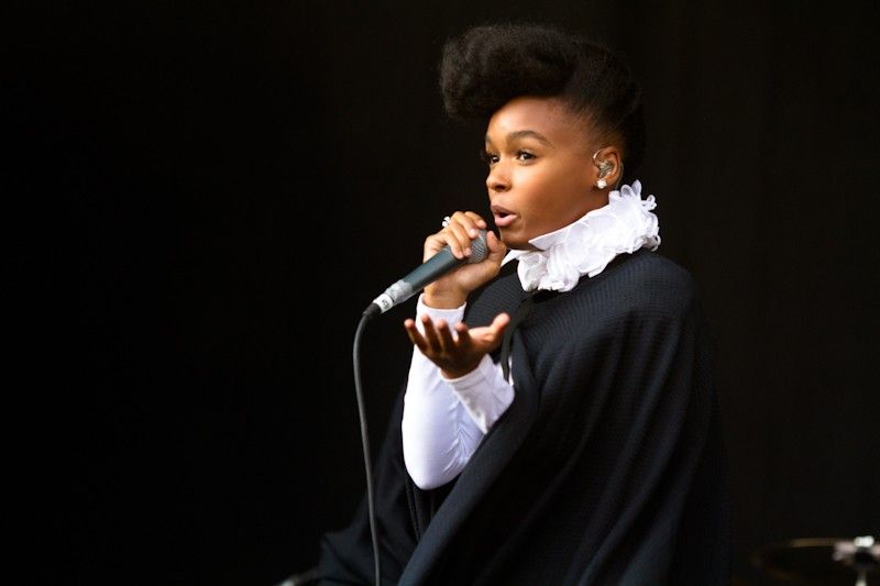 Janelle Monae at Electric Picnic 2010 (3)