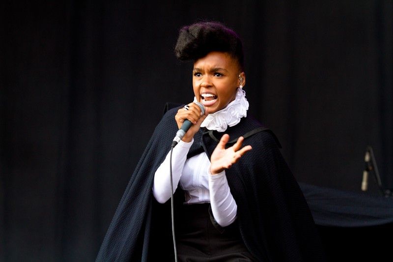 Janelle Monae at Electric Picnic 2010 (5)