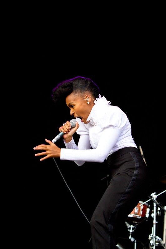Janelle Monae at Electric Picnic 2010 (8)