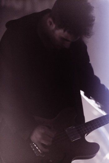 Black Rebel Motorcycle Club at The Academy December 13th 2010 by Ronan Shaw (12)