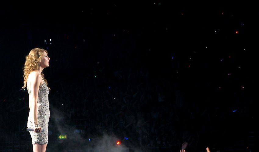 Taylor Swift @ The O2 (12)