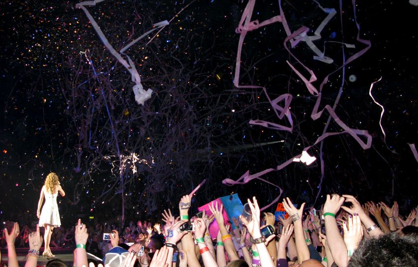 Taylor Swift @ The O2 (16)