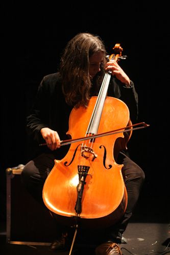 Earth in the Button Factory by Yan Bourke_03