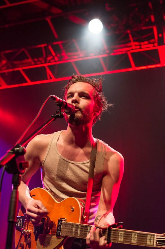 TheTallestManOnEarth-VicarSt-7