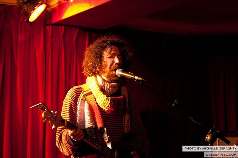 18 Nov 2012 – Si Schroeder at Whelans-4332