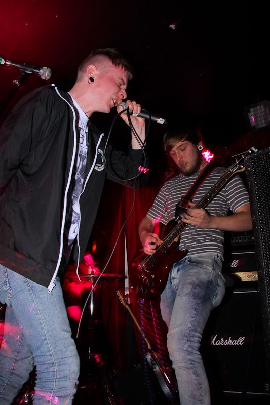 Milestones in Fibber’s on 09_11_2012 by Yan Bourke_01