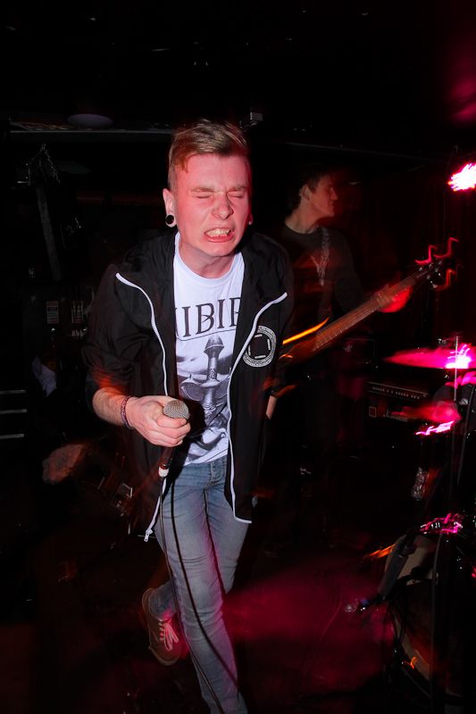 Milestones in Fibber’s on 09_11_2012 by Yan Bourke_04