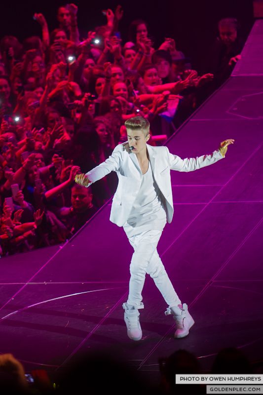 Justin Bieber @ The o2 on 17-2-13 (7)