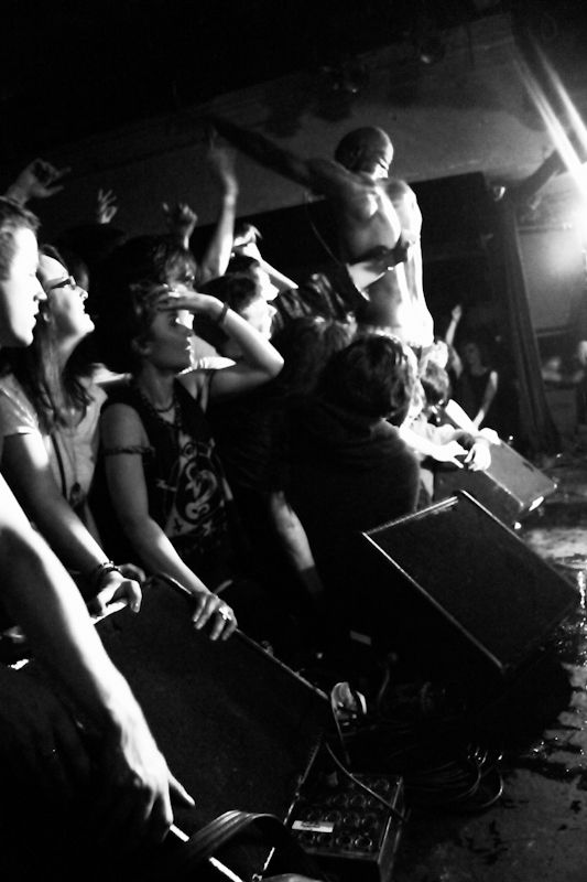 Death Grips in Whelan’s on 29_04_2013 by Yan Bourke_09
