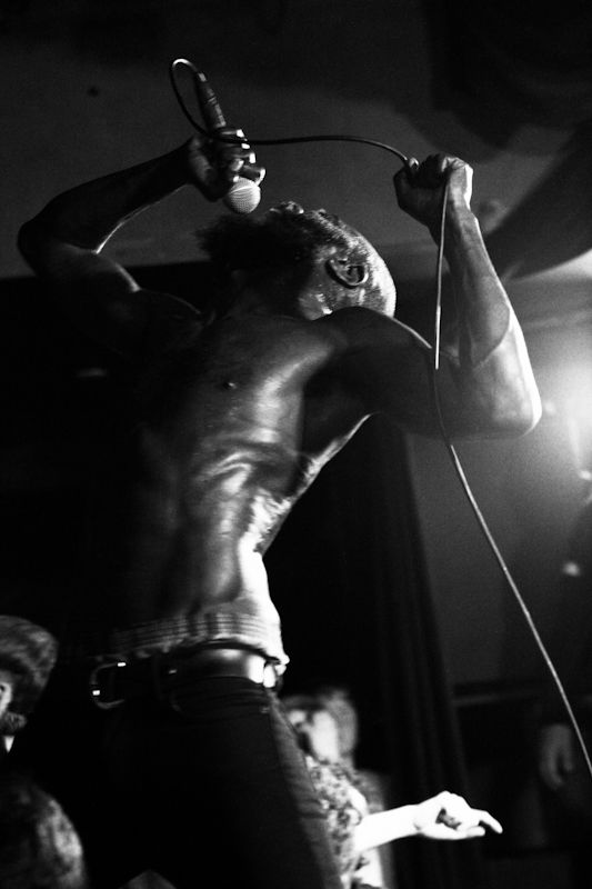 Death Grips in Whelan’s on 29_04_2013 by Yan Bourke_29