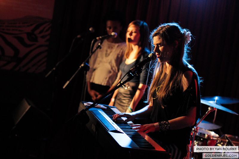 Emma O’Reilly Upstairs in Whelans on 14_06_2013 by Yan Bourke_04