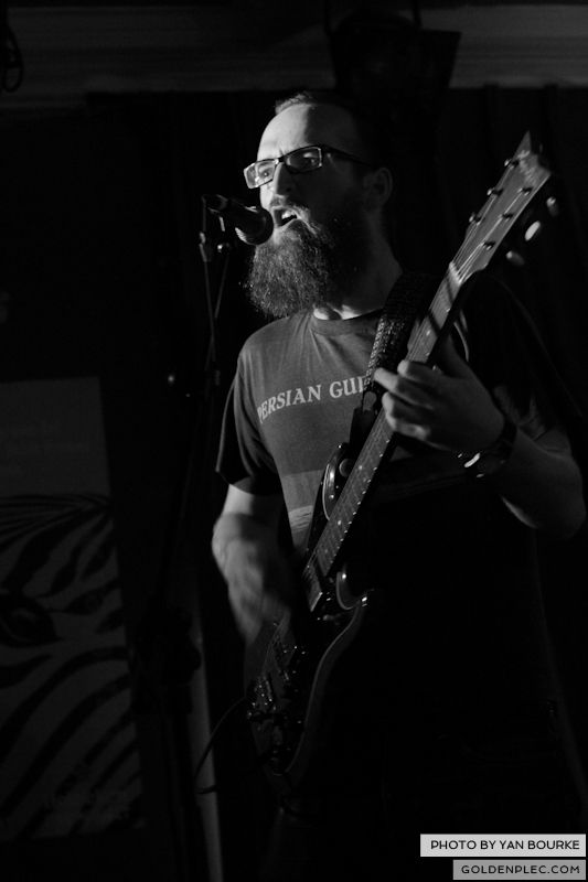 Jogging in Whelan’s on 28062013 by Yan Bourke 01