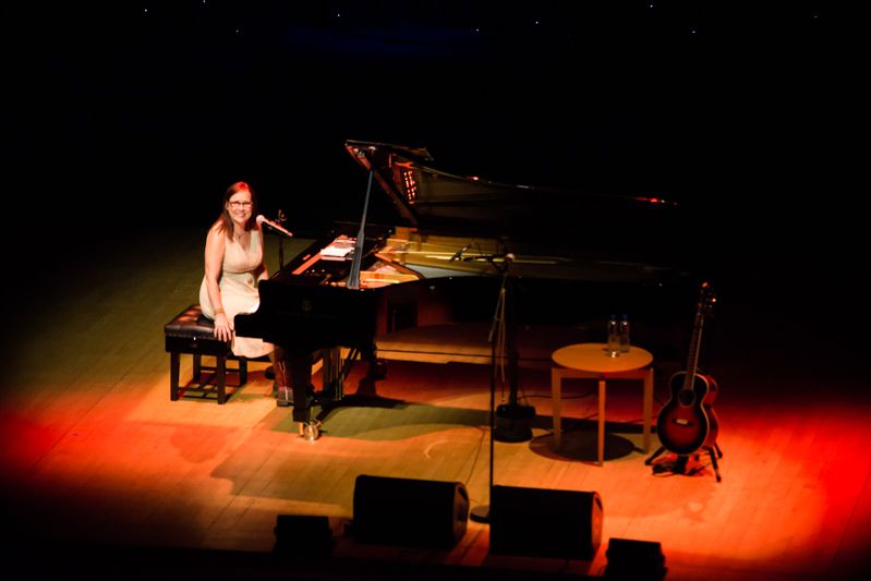 Iris Dement at NCH on 08-08-13 (13)