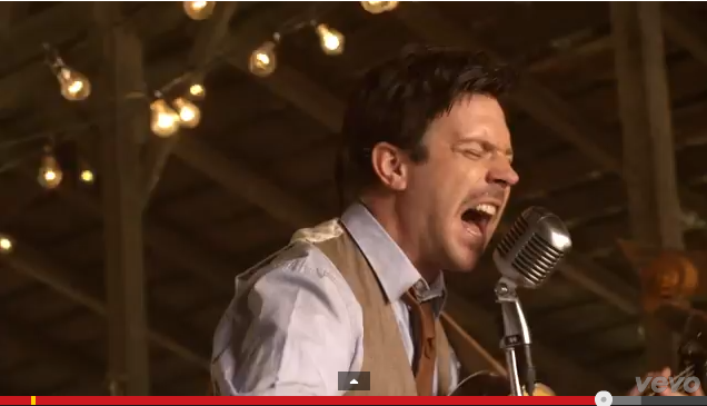 Jason Sudeikis giving it socks!
