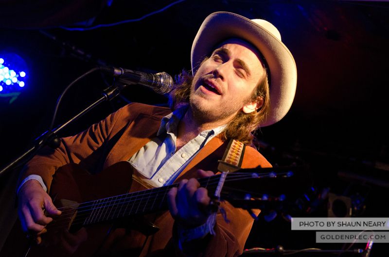 Andrew Combs at Whelans on September 8th 2013-06