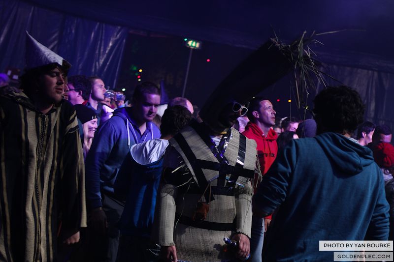 Electric Picnic by Yan Bourke on 01091327