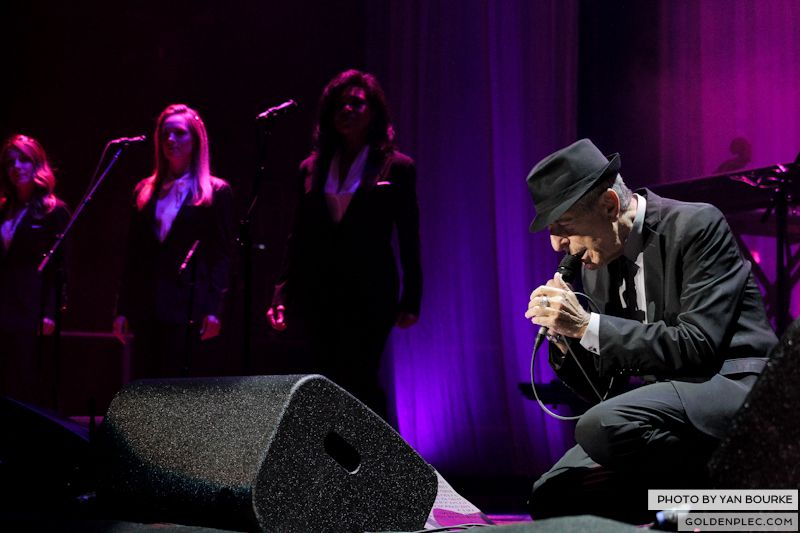 Leonard Cohen In The O2 by Yan Bourke on 110913_03
