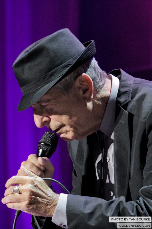 Leonard Cohen In The O2 by Yan Bourke on 110913_04