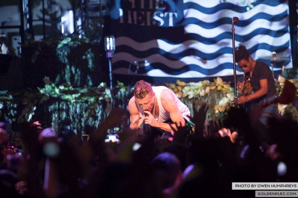 Macklemore & Ryan Lewis @ The O2 on 14-9-13 (14 of 18)