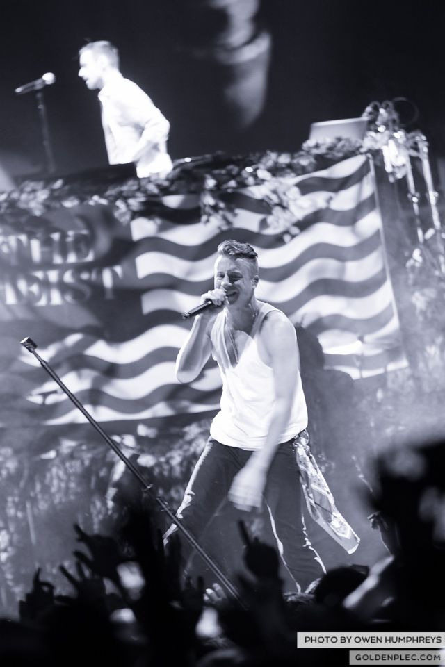 Macklemore & Ryan Lewis @ The O2 on 14-9-13 (15 of 18)