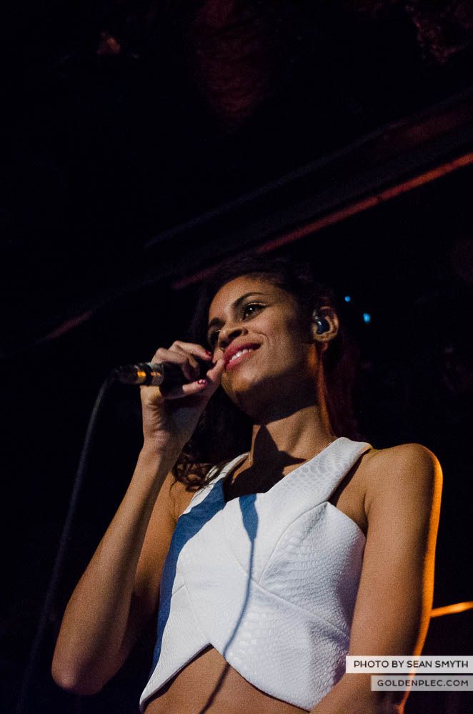 AlunaGeorge @ The Academy by Sean Smyth (16-10-13)-24