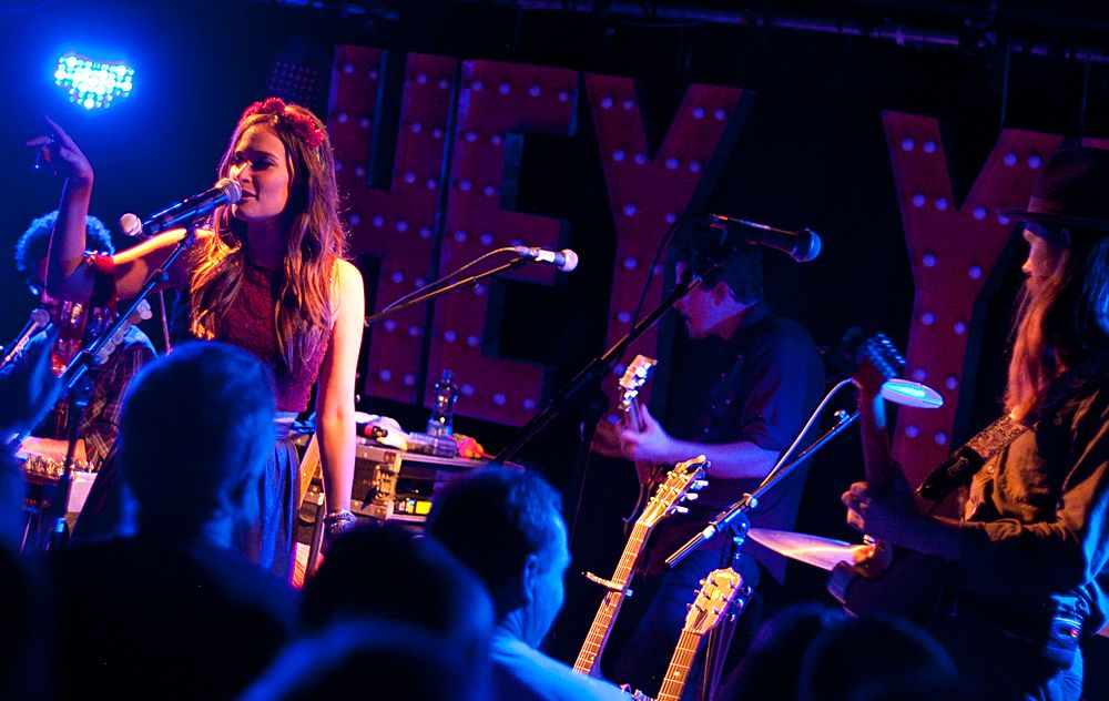 Kacey Musgraves @ Whelans – 11-10-2013 (10)
