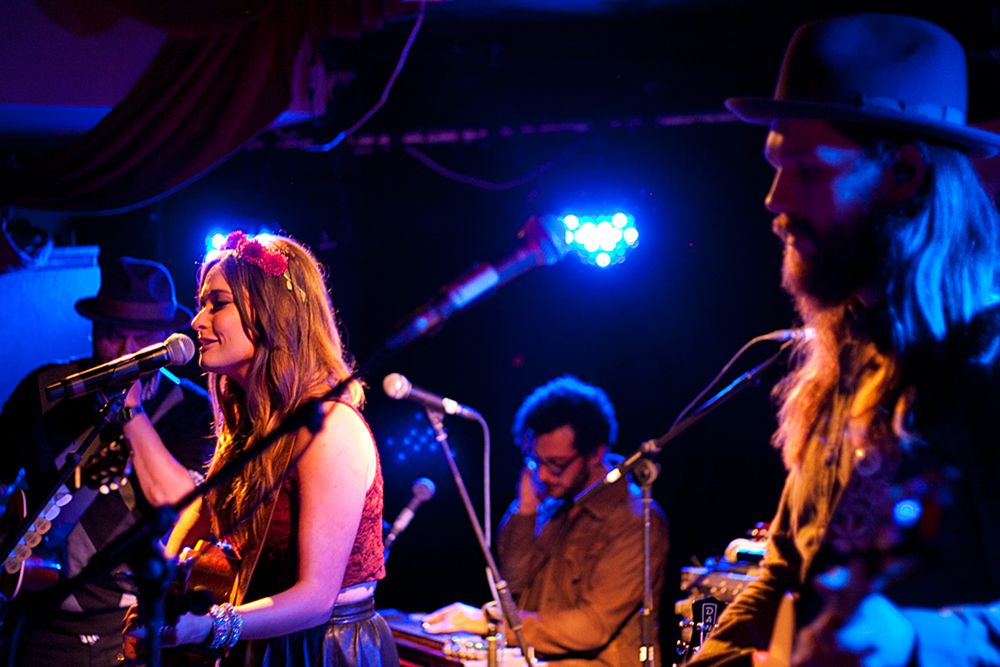Kacey Musgraves @ Whelans – 11-10-2013 (11)