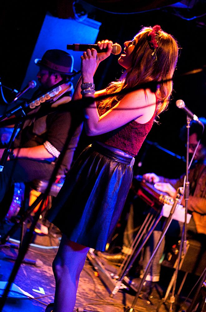 Kacey Musgraves @ Whelans – 11-10-2013 (6)