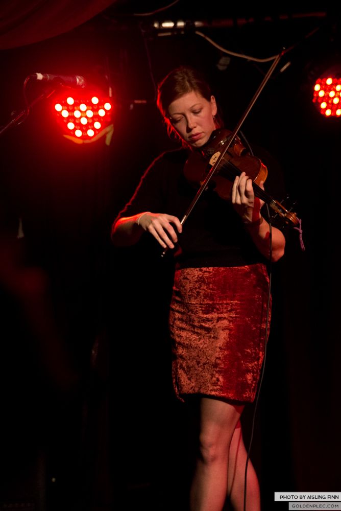 LISA O’NEILL IN WHELANS ON 19.10.2013-1-15