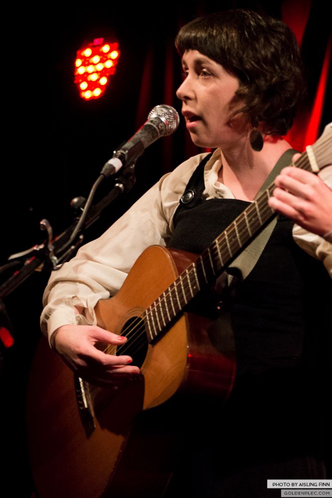LISA O’NEILL IN WHELANS ON 19.10.2013-1-26
