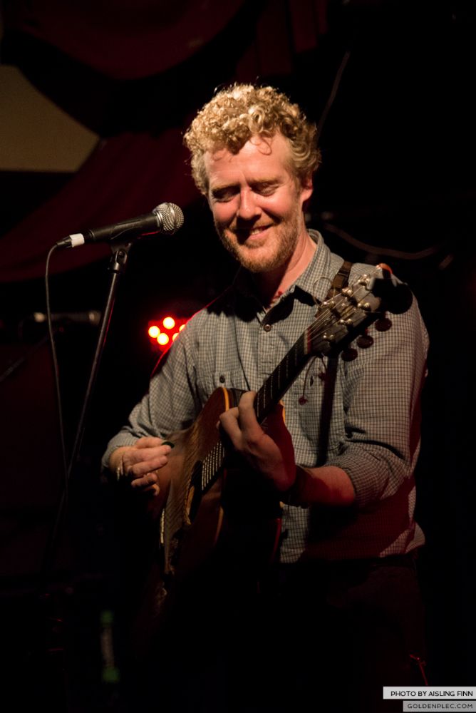 LISA O’NEILL IN WHELANS ON 19.10.2013-1-4.