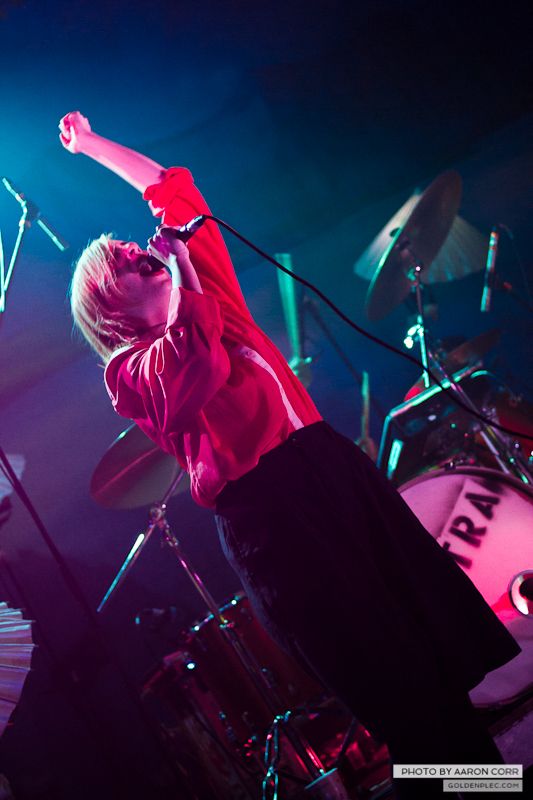 Austra_Button Factory_22-11-13-2052