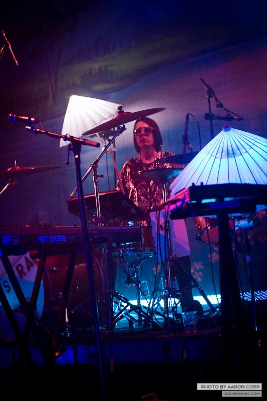 Austra_Button Factory_22-11-13-2158