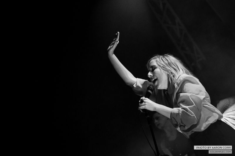 Austra_Button Factory_22-11-13-2174