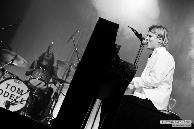 Tom Odell_Olympia_02-11-13-1431