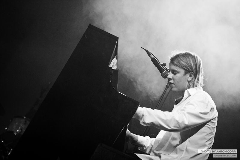 Tom Odell_Olympia_02-11-13-1445