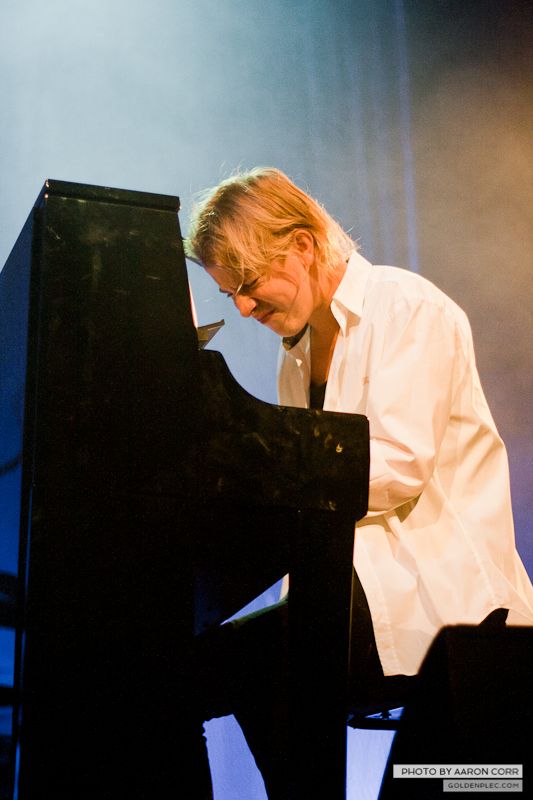 Tom Odell_Olympia_02-11-13-6375