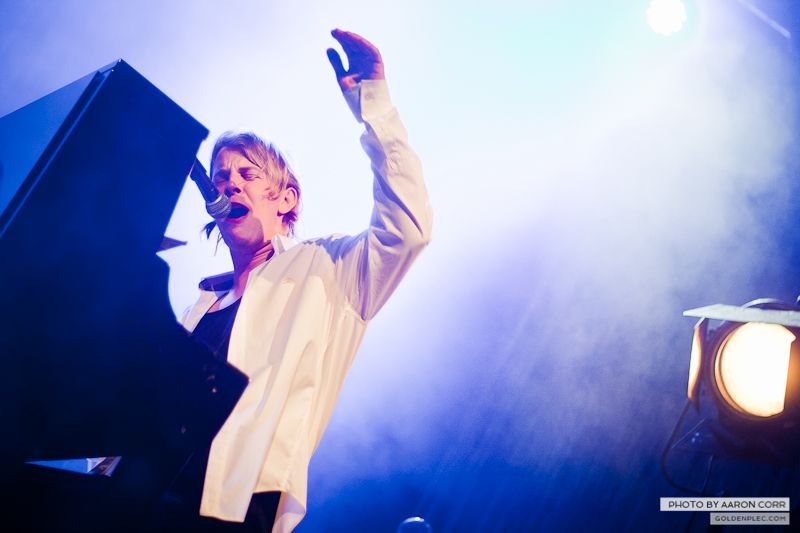 Tom Odell_Olympia_02-11-13-6391