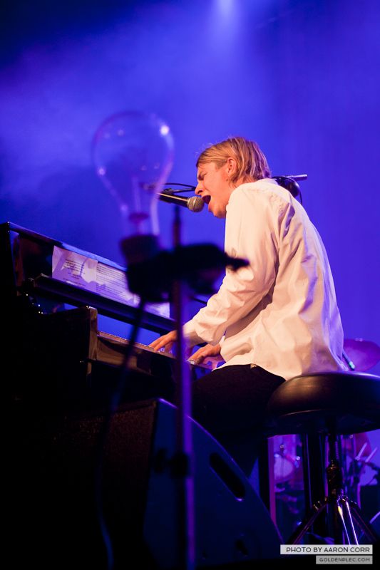 Tom Odell_Olympia_02-11-13-6430