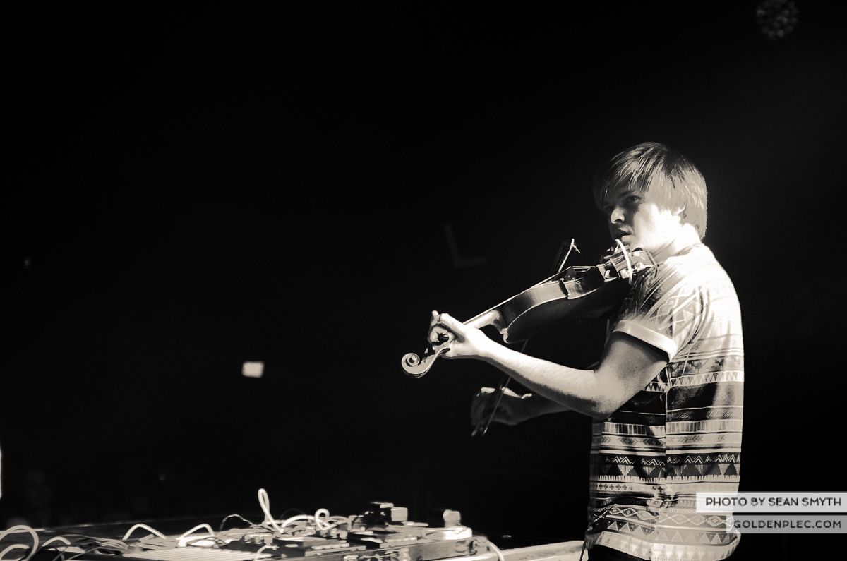 Daithi at The Academy by Sean Smyth (21-12-13)-10