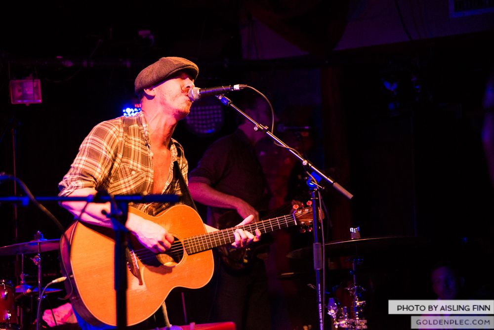 Foy Vance at Whelans on 07-12-13-1-50