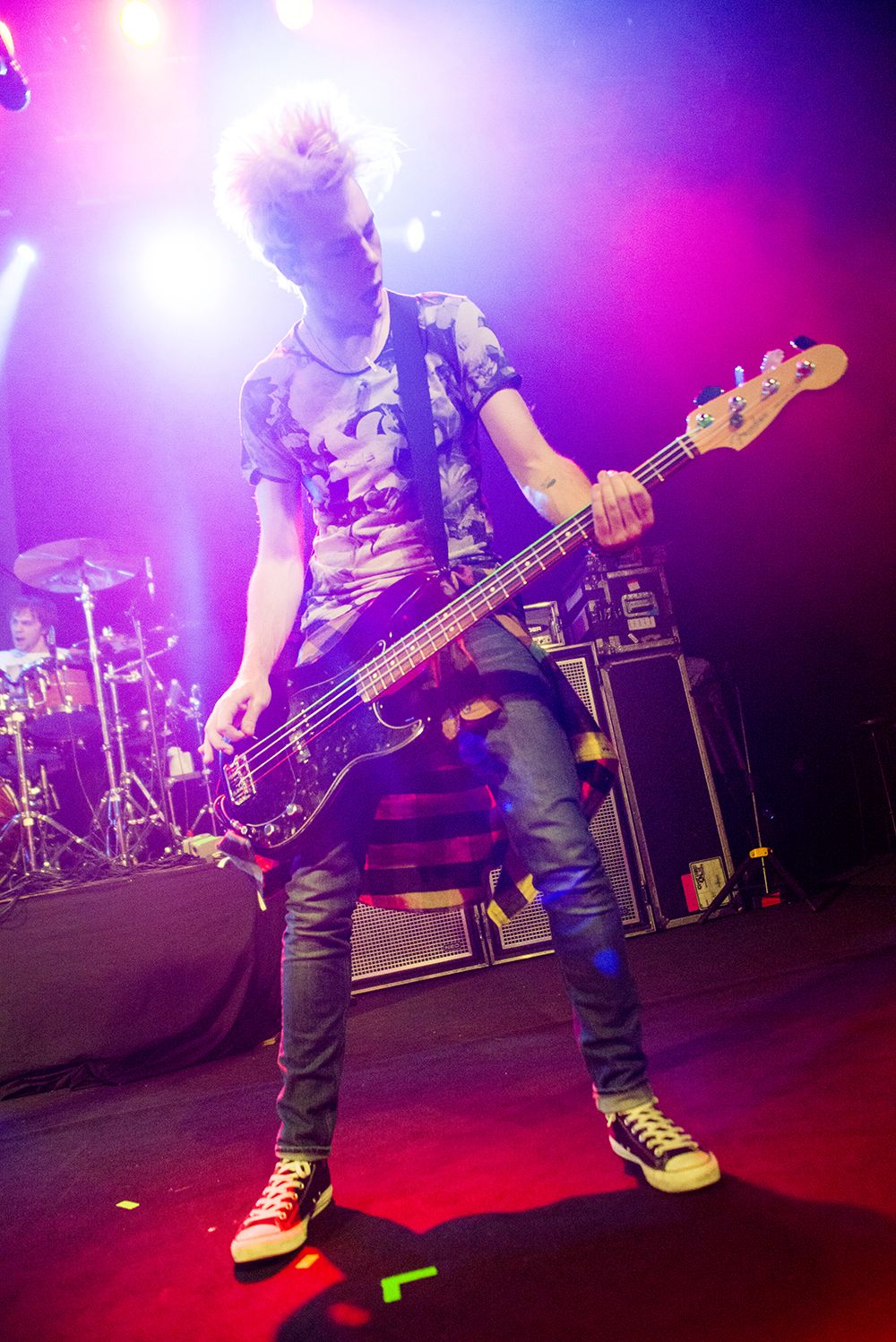 R5 at VICAR STREET by SEAN CONROY