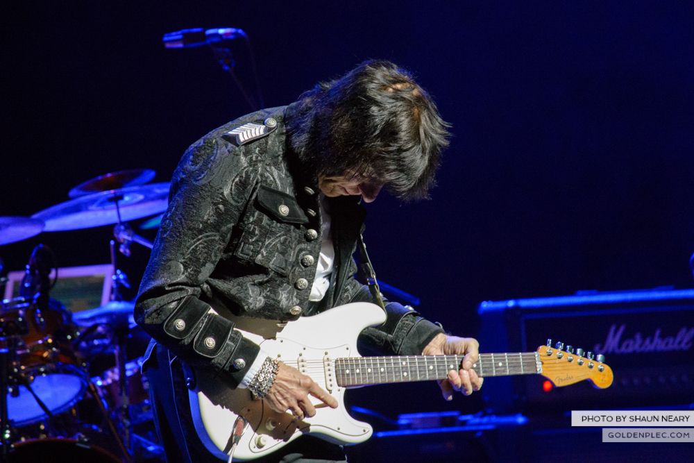Jeff Beck at The Olympia Theatre, Dublin on May 21st 2014 by Shaun Neary-06