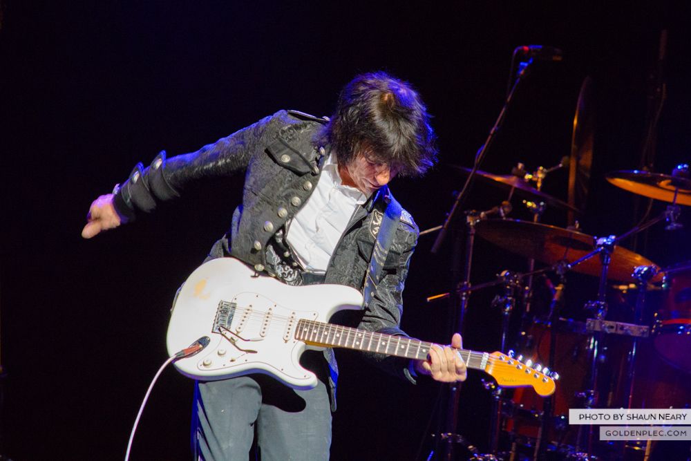 Jeff Beck at The Olympia Theatre, Dublin on May 21st 2014 by Shaun Neary-13